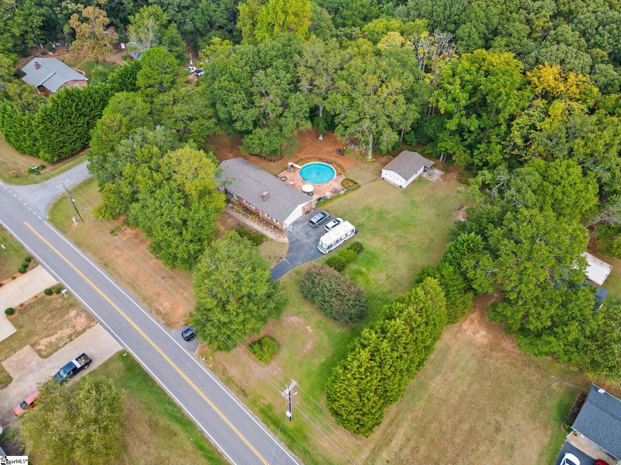 601 East Victor Hill Road Duncan, SC 29334 - Photo 33 of 36 Gallery Image 33