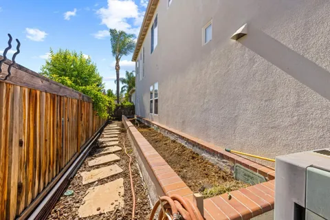 $1,895,000 | 7466 Dunbar Court, Gilroy, CA 95020
