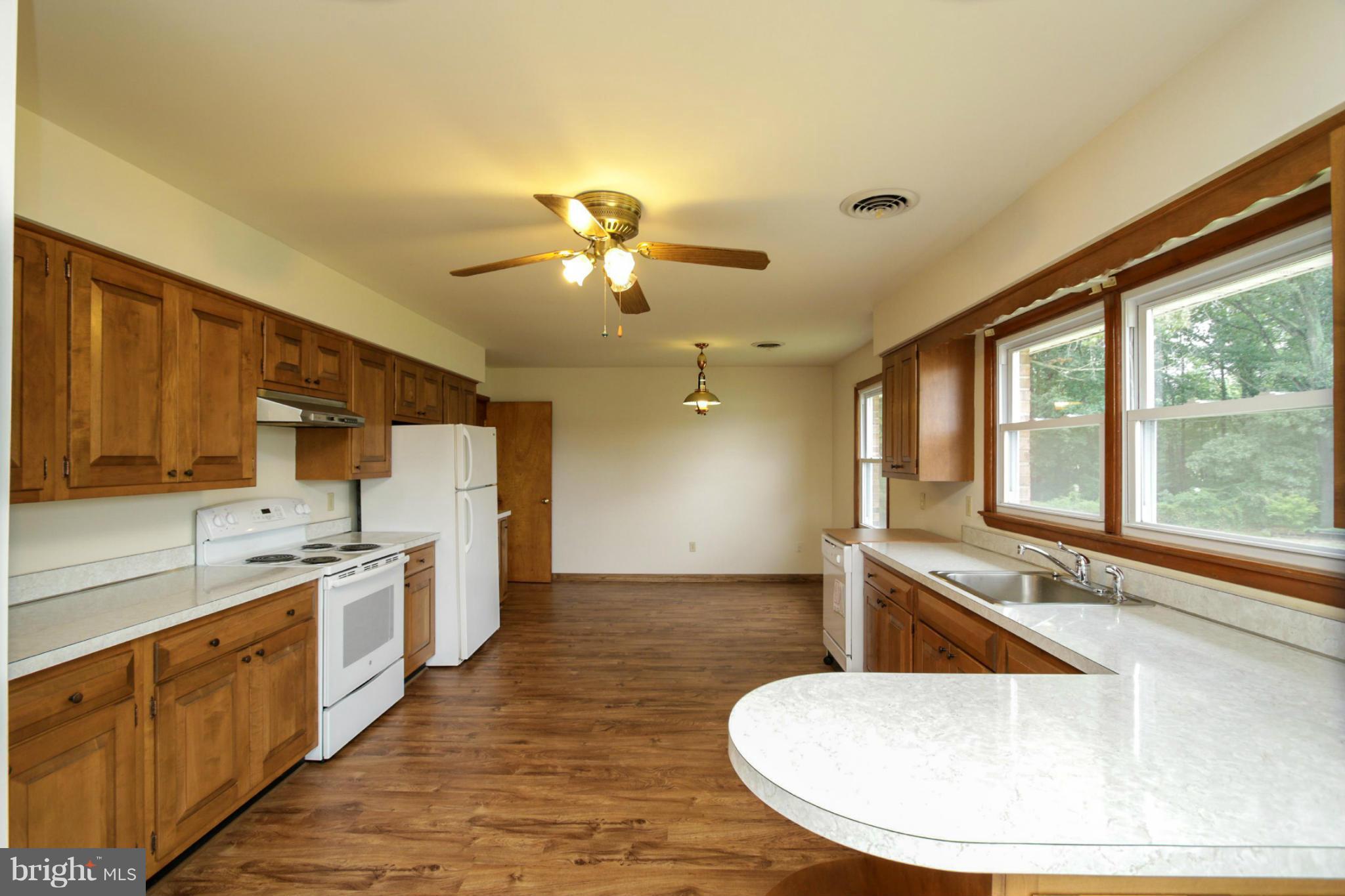 8068 Opal Road Warrenton, VA 20186 - Photo 18 of 30 Kitchen