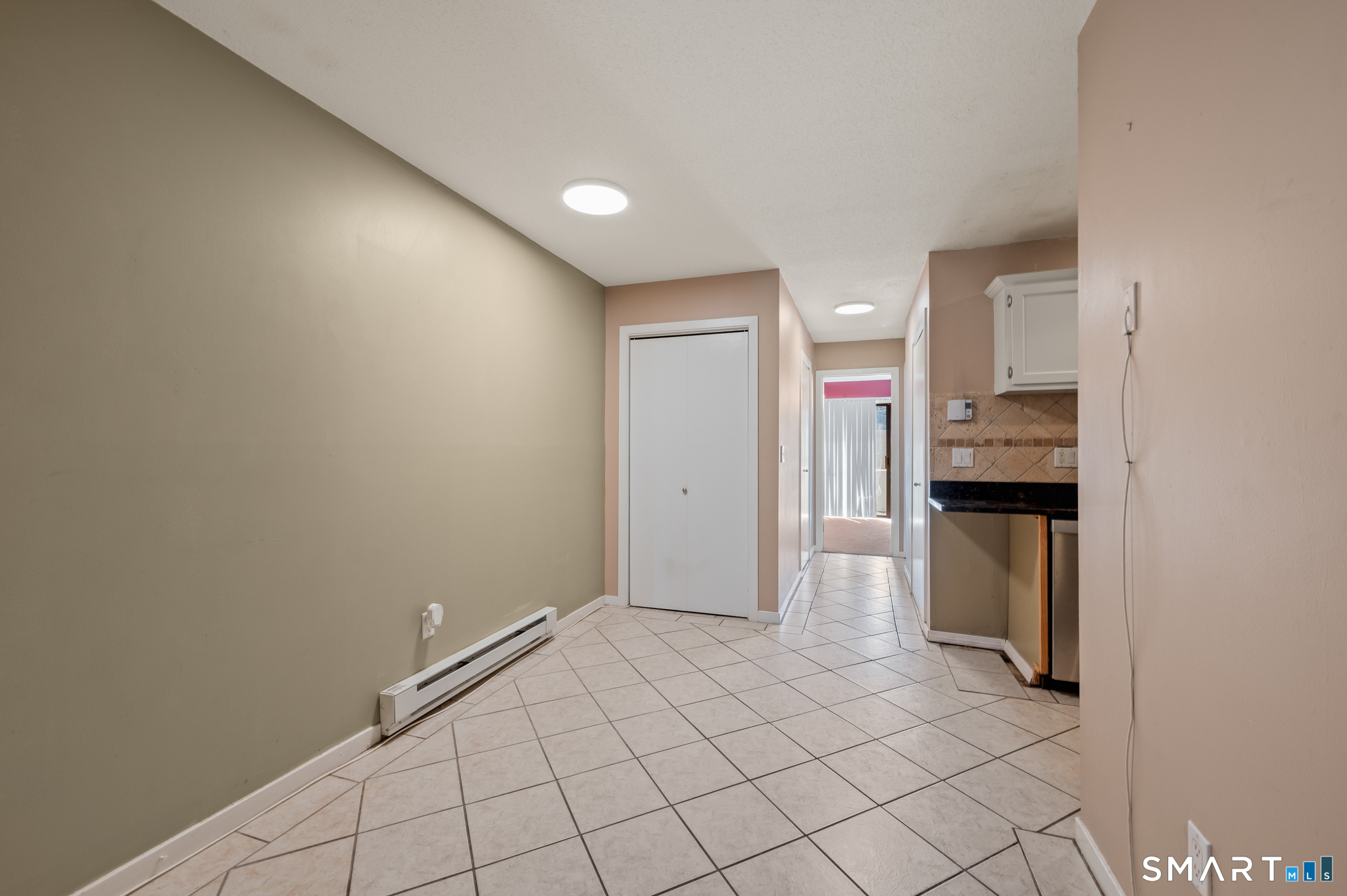 279 Redstone Hill Road, Unit 65 Bristol, CT 06010 - Photo 8 of 18