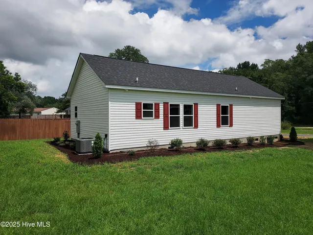 $274,000 | 102 Lincoln Avenue, Carthage, NC 28327