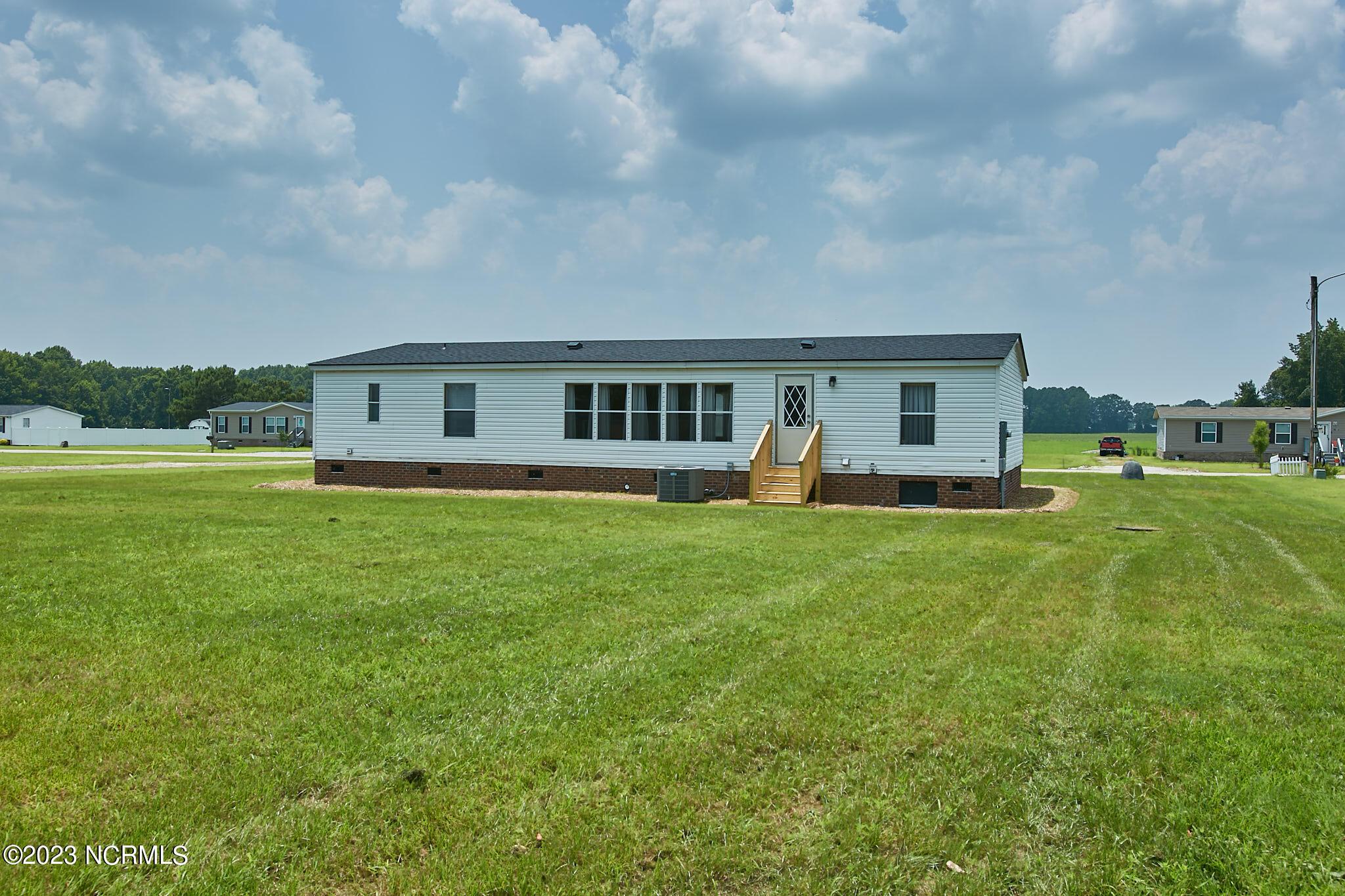 8619 Ransom Ln - Back