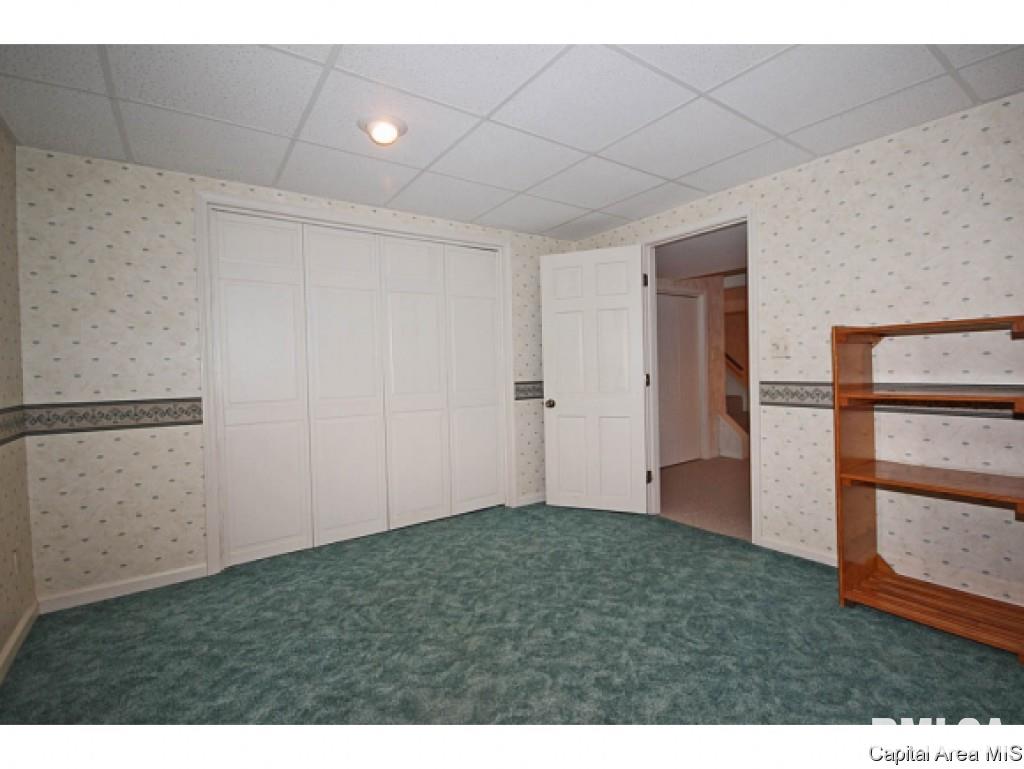 138 Golf Road Springfield, IL 62704 - Photo 30 of 36