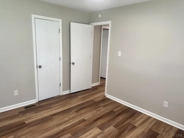 $189,900 | 101 Lake Crest Drive, Gladys, VA 24554