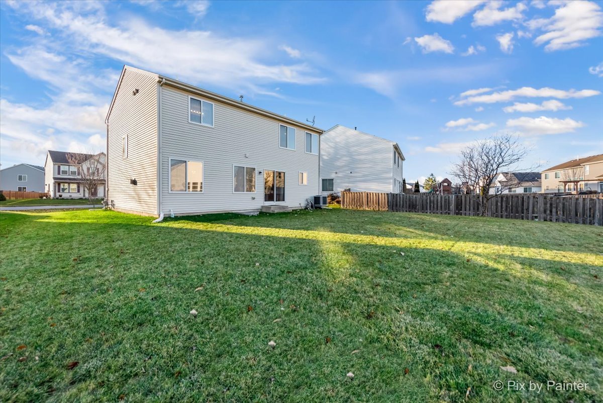 1065 Port Royal Road Pingree Grove, IL 60140 - Photo 31 of 40
