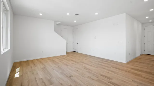 $692,035 | 1056 Carson River Court, Lathrop, CA 95330