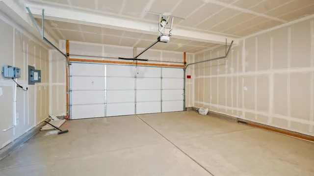 $692,035 | 1056 Carson River Court, Lathrop, CA 95330