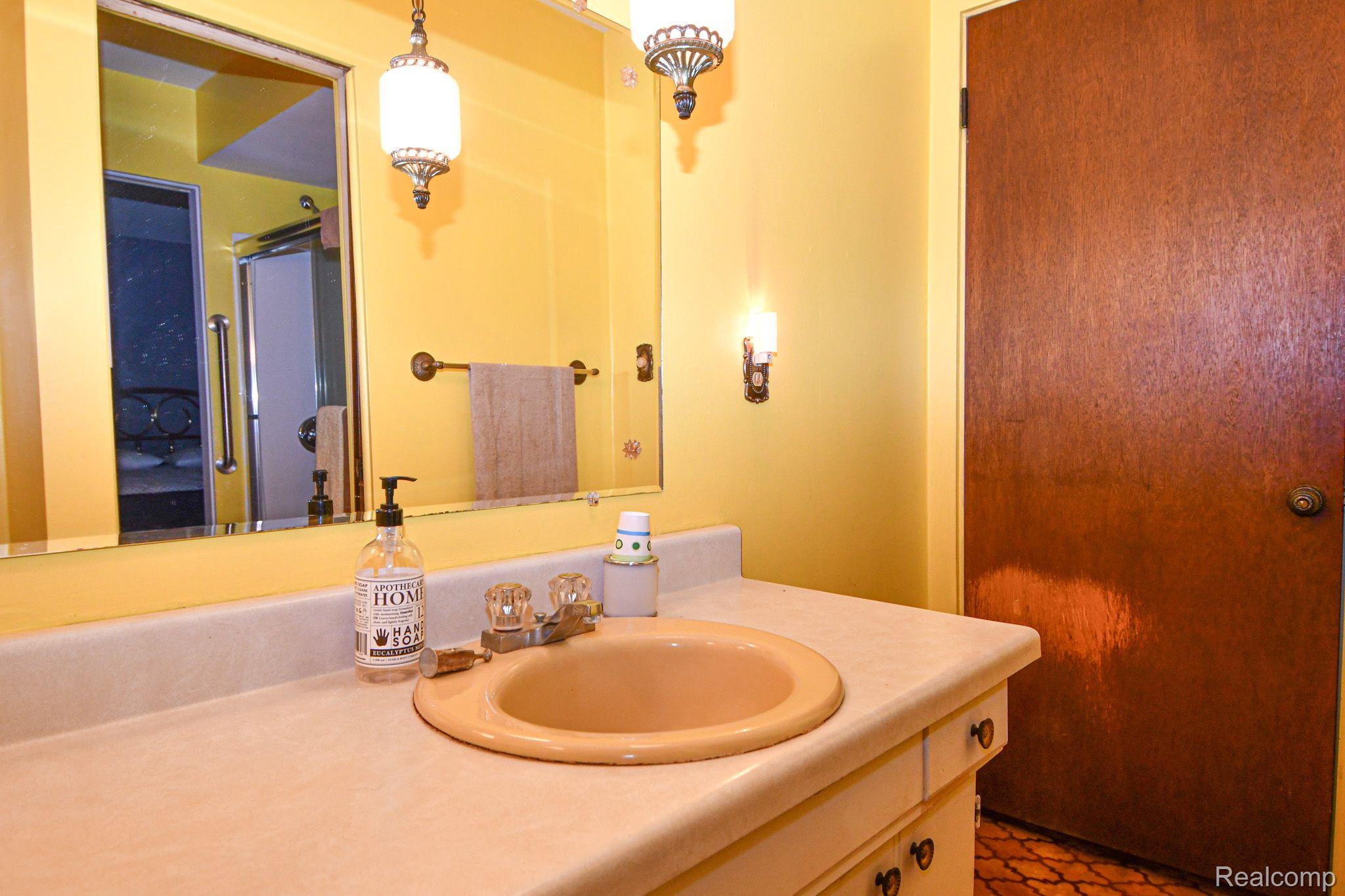 1907 Kent Road Ortonville, MI 48462 - Photo 28 of 50 Gallery Image 28