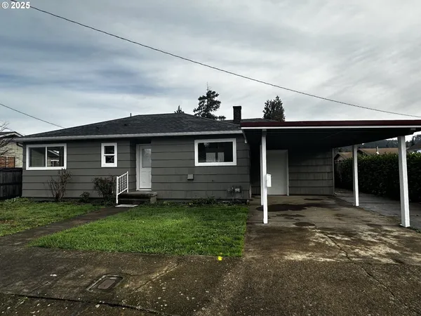 $339,950 | 818 South 1st Street, Cottage Grove, OR 97424