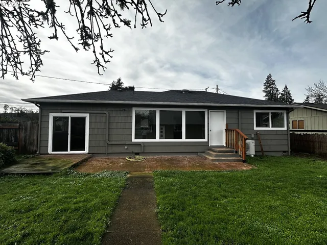 $339,950 | 818 South 1st Street, Cottage Grove, OR 97424