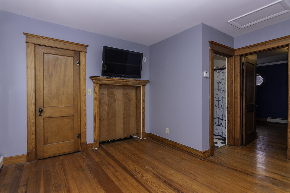 11481 Cressey Road Plainwell, MI 49080 - Photo 34 of 107 11481Cressey-140
