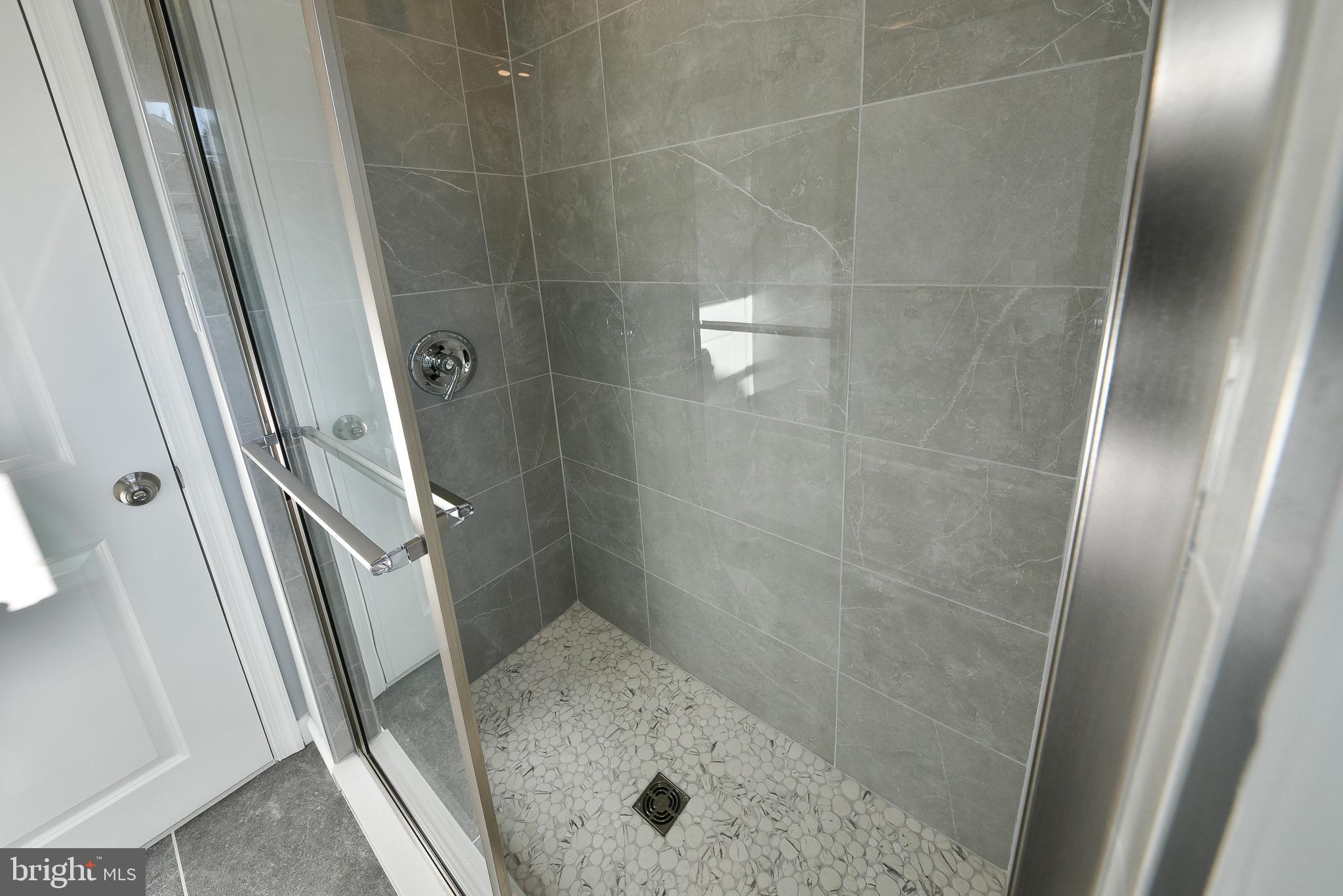 12008 Elmore Road Philadelphia, PA 19154 - Photo 21 of 25 Gallery Image 21