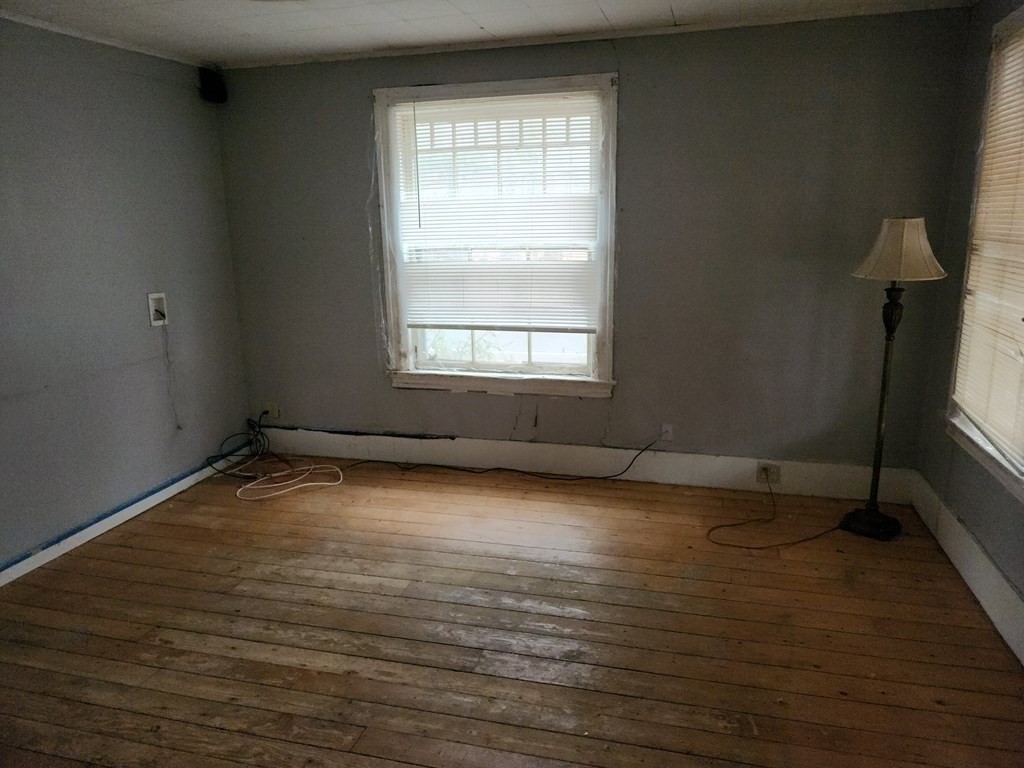 54 Greenfield Road Montague, MA 01351 - Photo 12 of 14 Gallery Image 12