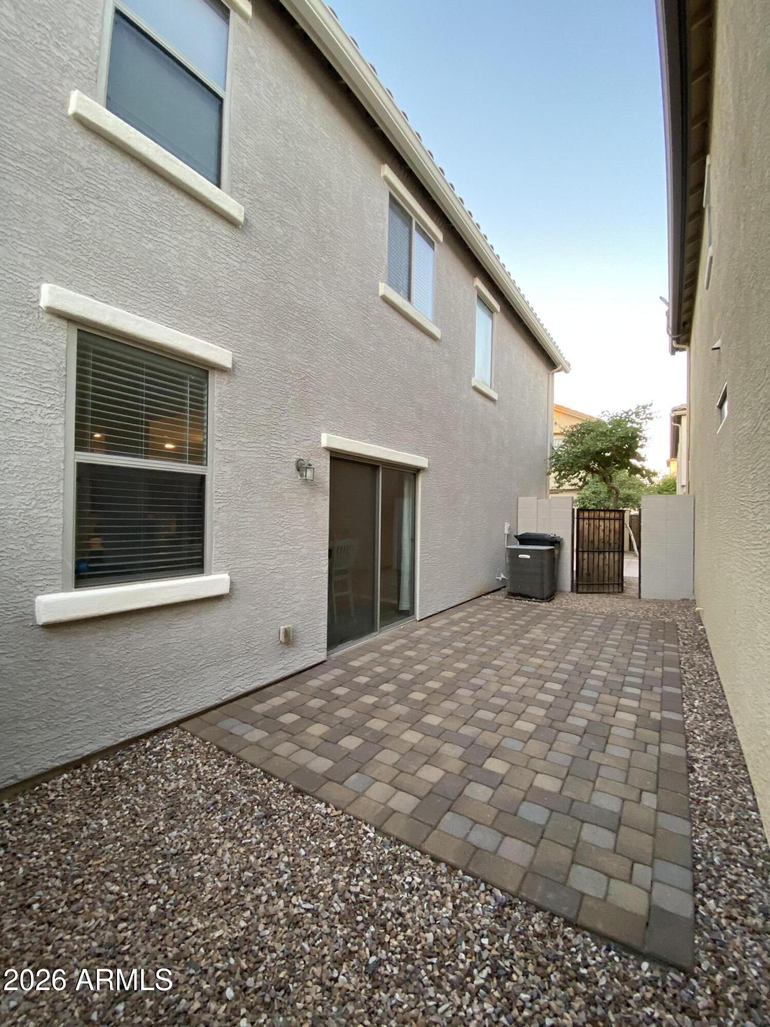 1677 East Elgin Street Gilbert, AZ 85295 - Photo 14 of 18 yard2