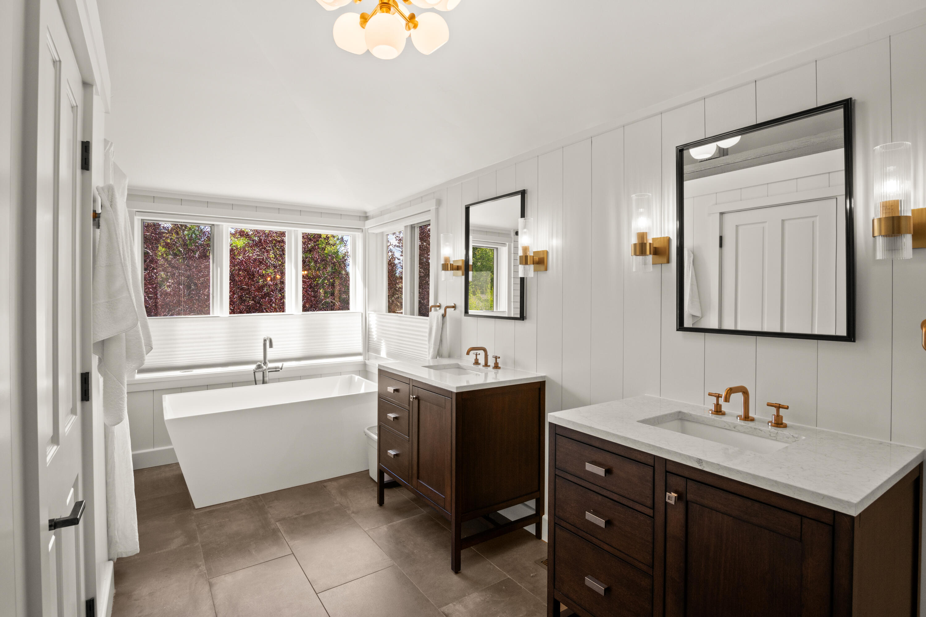 120 Galena Court Ketchum, ID 83340 - Photo 17 of 53 Primary 1 Remodeled Bath