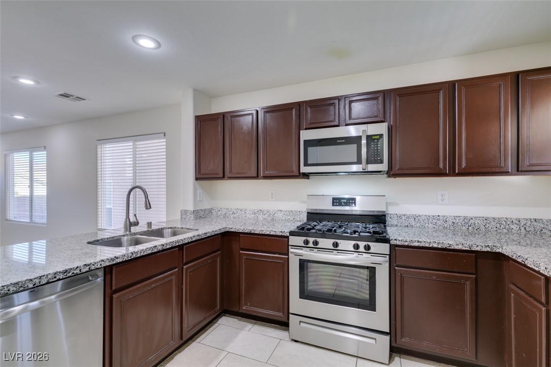 7467 Ademar Street Las Vegas, NV 89148 - Photo 4 of 25