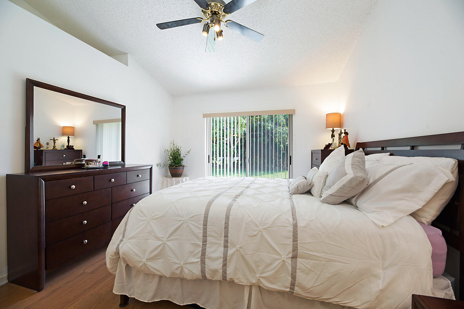 3710 Riverside Way Delray Beach, FL 33445 - Photo 17 of 25 17_3710_Riverside_Way16_mls