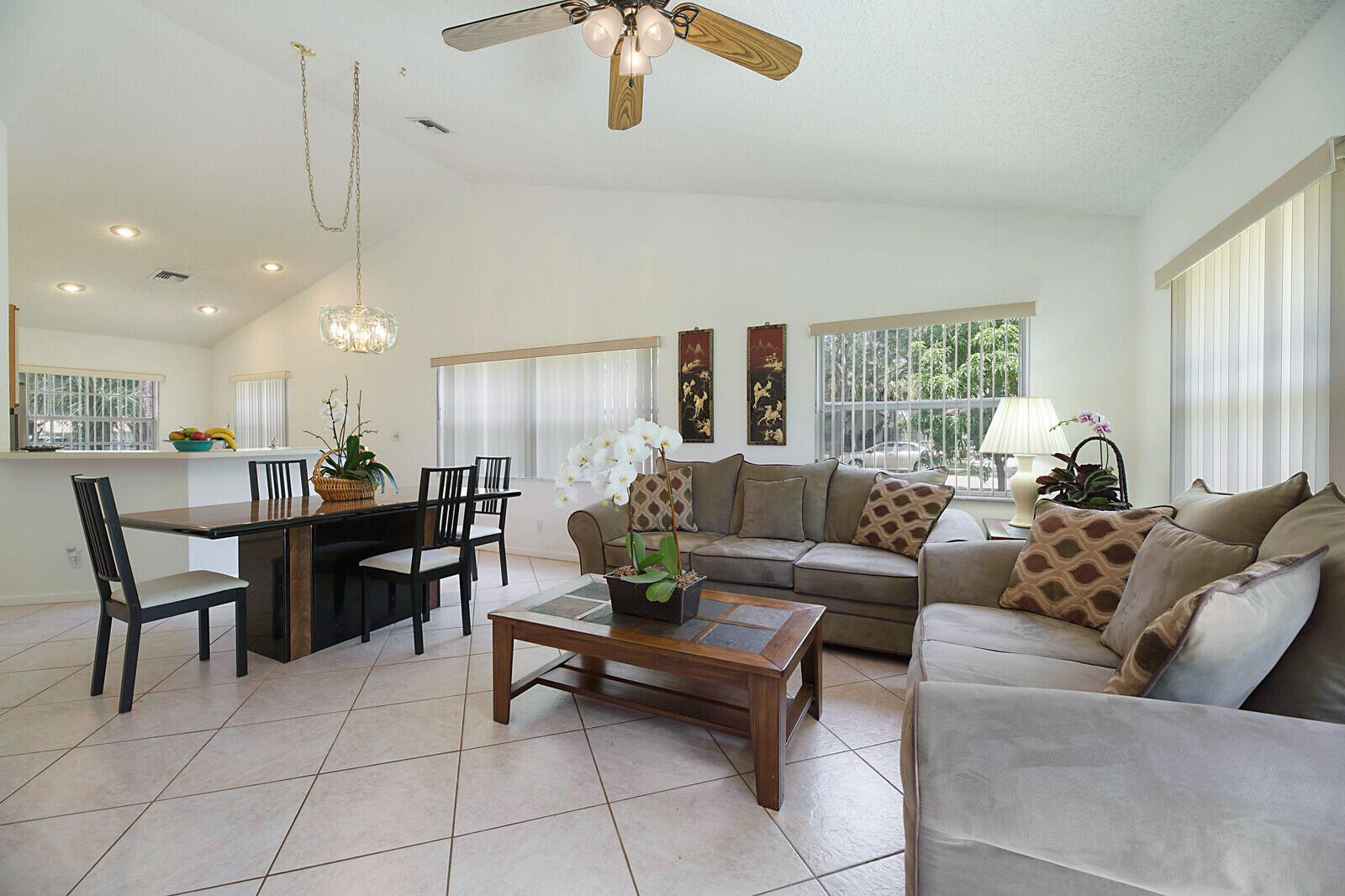 3710 Riverside Way Delray Beach, FL 33445 - Photo 5 of 25 05_3710_Riverside_Way4_mls