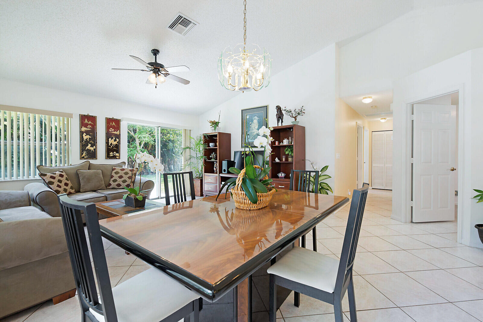 3710 Riverside Way Delray Beach, FL 33445 - Photo 7 of 25 07_3710_Riverside_Way6_mls