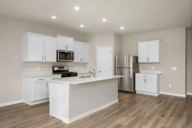 $373,900 | 361 Florence Avenue South, Annandale, MN 55302