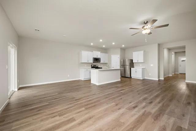 $373,900 | 361 Florence Avenue South, Annandale, MN 55302