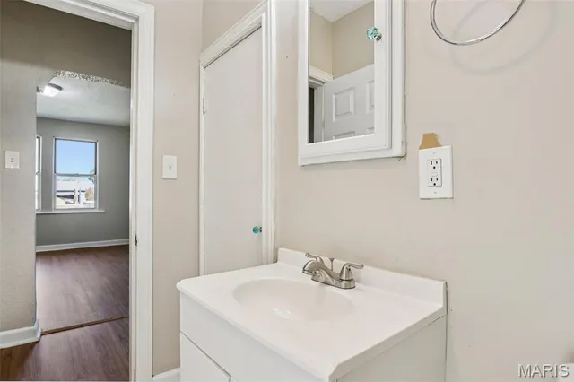 $139,900 | 241 Dammert Avenue, St. Louis, MO 63125