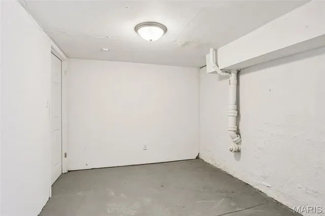 $139,900 | 241 Dammert Avenue, St. Louis, MO 63125