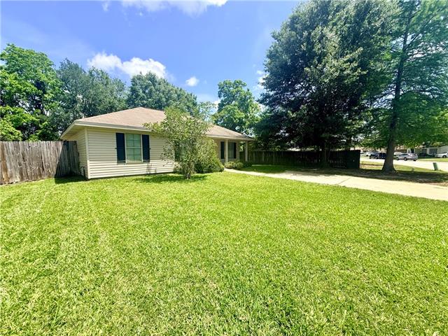 1805 Brookter Street Slidell, LA 70461 - Photo 4 of 15