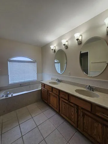 $2,500 | 213 Hillside Drive, Niceville, FL 32578