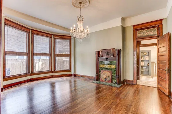 $735,000 | 1323 Carr Avenue, Memphis, TN 38104