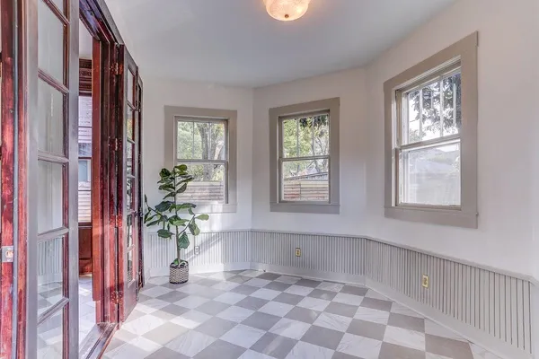 $735,000 | 1323 Carr Avenue, Memphis, TN 38104