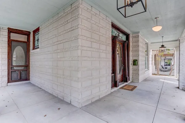 $735,000 | 1323 Carr Avenue, Memphis, TN 38104