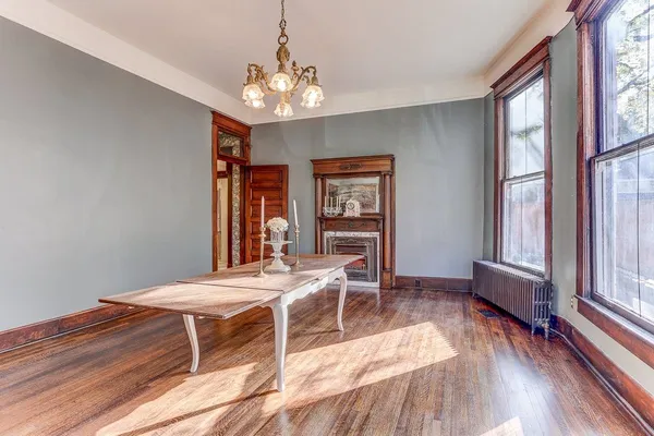$735,000 | 1323 Carr Avenue, Memphis, TN 38104