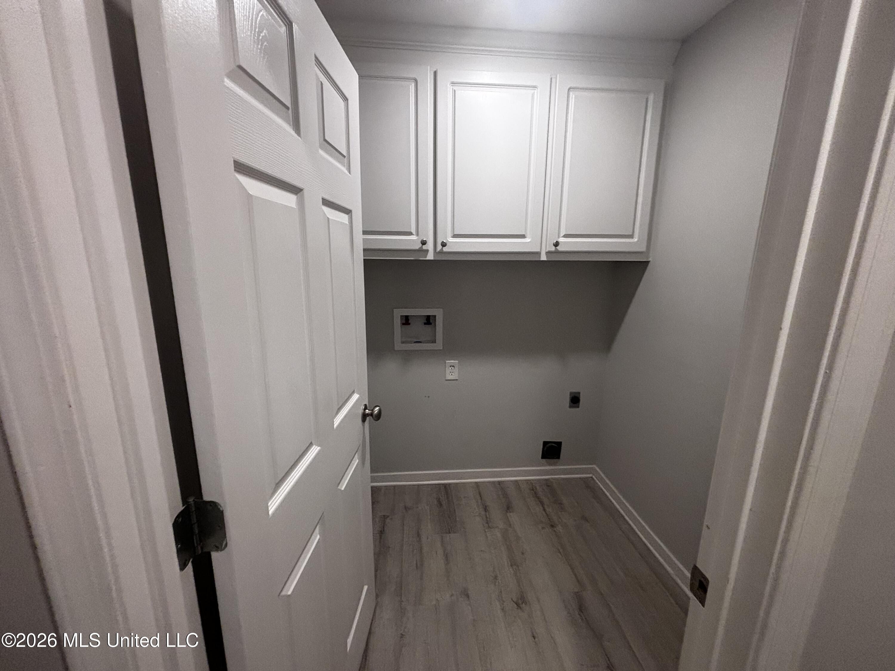 1234 Addison Ln. Brandon, MS 39042 - Photo 7 of 23 Laundry Room