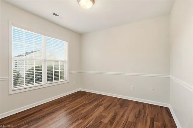 $305,000 | 4427 Parkcrest Circle, Kernersville, NC 27284