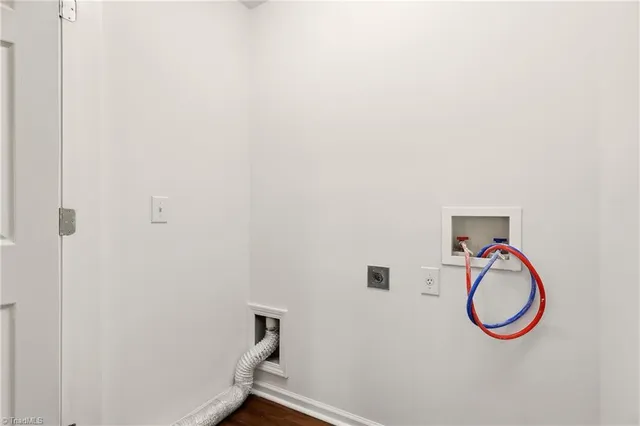 $305,000 | 4427 Parkcrest Circle, Kernersville, NC 27284