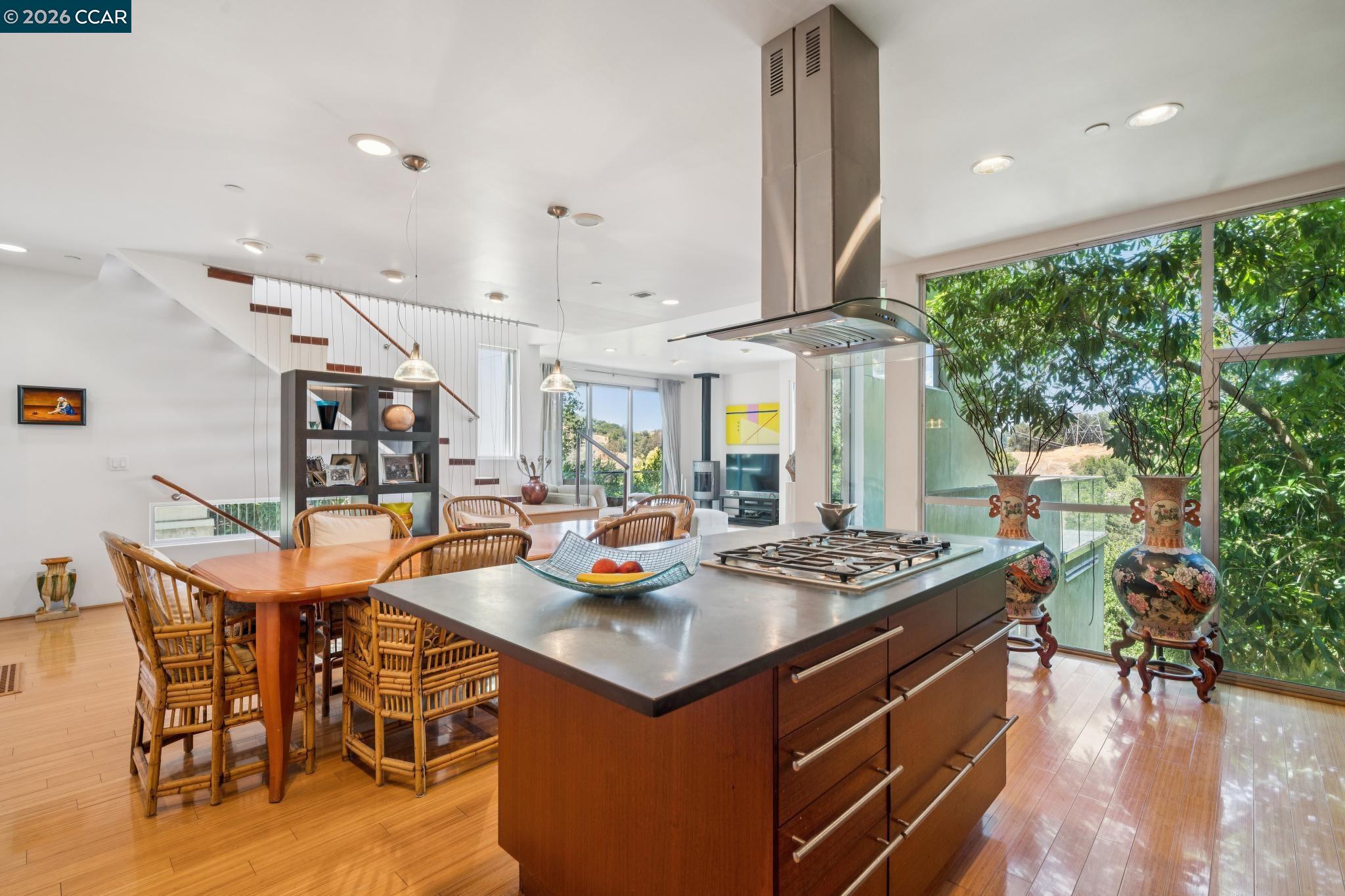 34 Underhill Road Orinda, CA 94563 - Photo 12 of 39