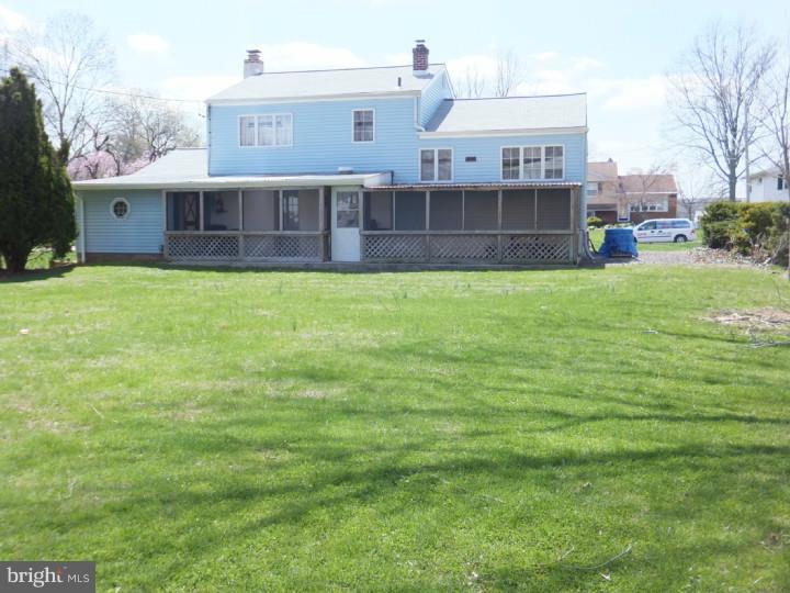 607 Exton Road Hatboro, PA 19040 - Photo 2 of 21
