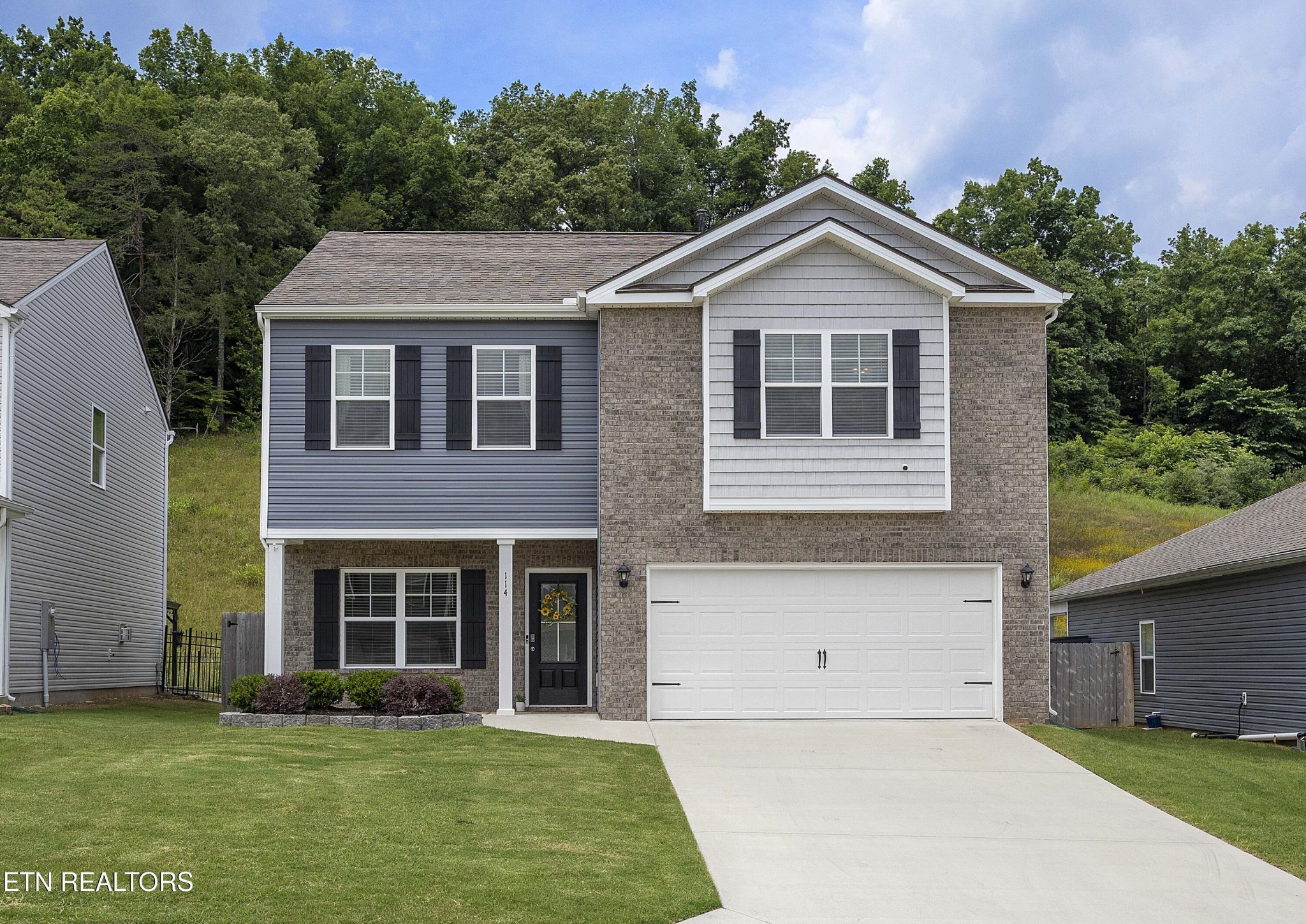 114 Ibis Loop Oak Ridge, TN 37830 - Photo 1 of 27 Gallery Image 1