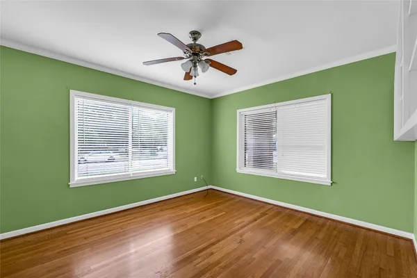 $320,000 | 2527 Avenue G, Rosenberg, TX 77471