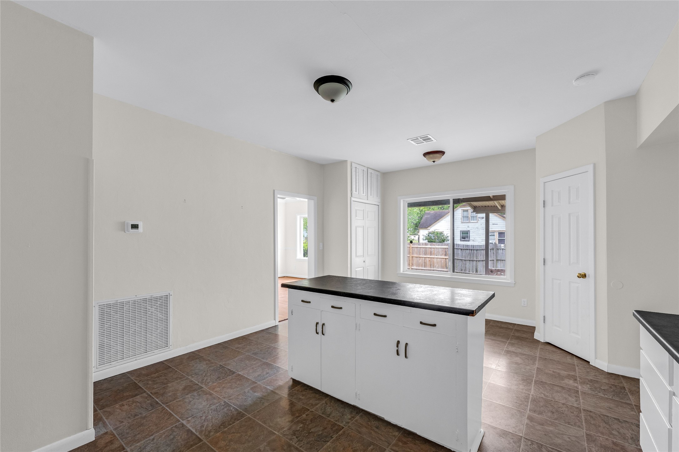 2527 Avenue G Rosenberg, TX 77471 - Photo 18 of 35