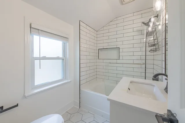 $469,000 | 1783 Lee Street, Des Plaines, IL 60018