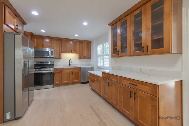 $469,000 | 1783 Lee Street, Des Plaines, IL 60018