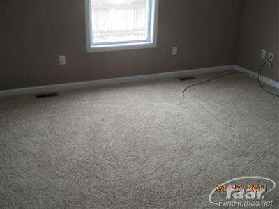 6031 Crown Flint, MI 48506 - Photo 10 of 10 20165866-9.JPG
