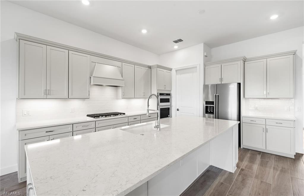 18372 Ridgeline Drive Estero, FL 33928 - Photo 10 of 48