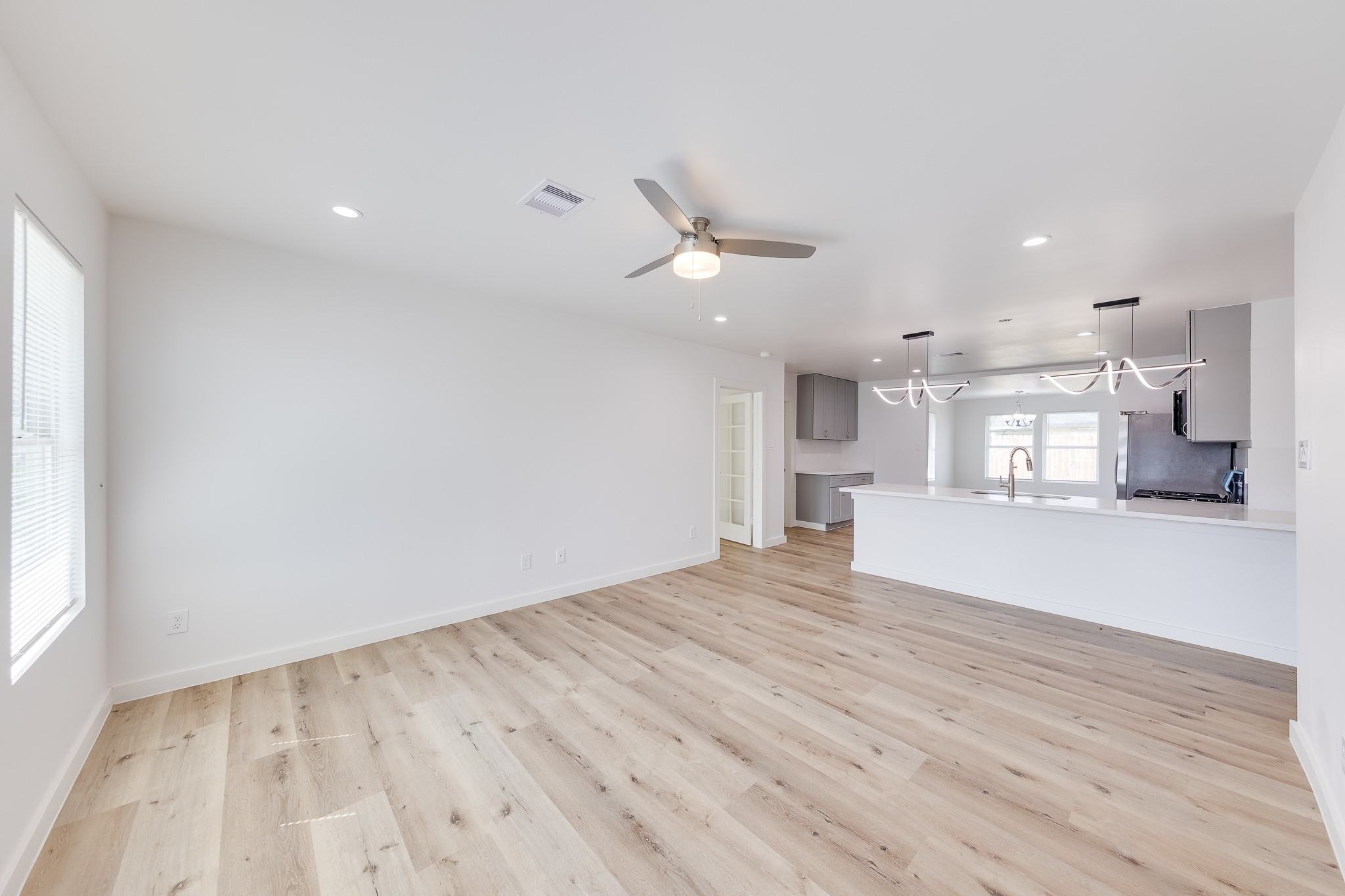 3635 Ward Street Houston, TX 77021 - Photo 8 of 29
