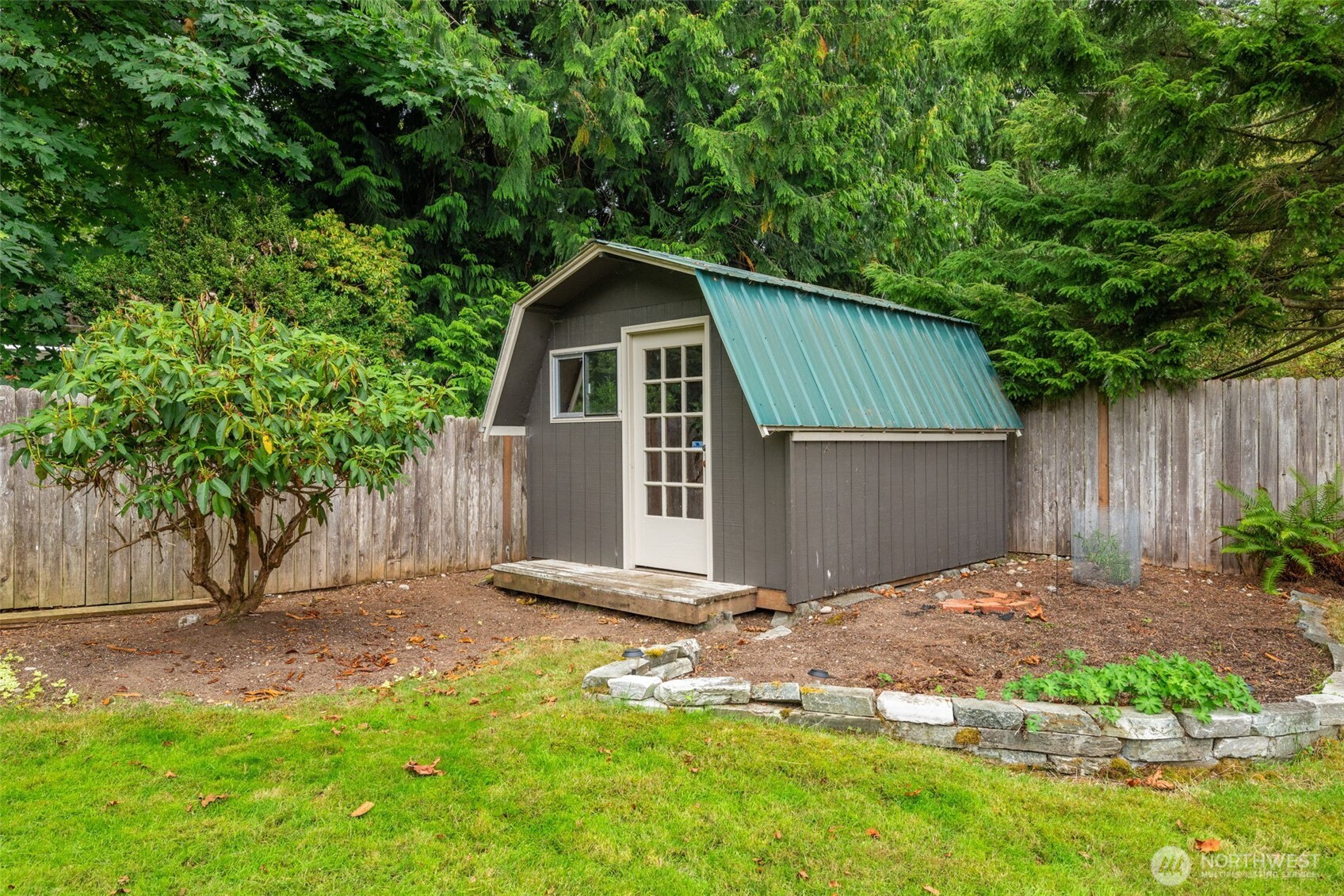 10518 231st Street Southwest Edmonds, WA 98020 - Photo 35 of 39 Gallery Image 35