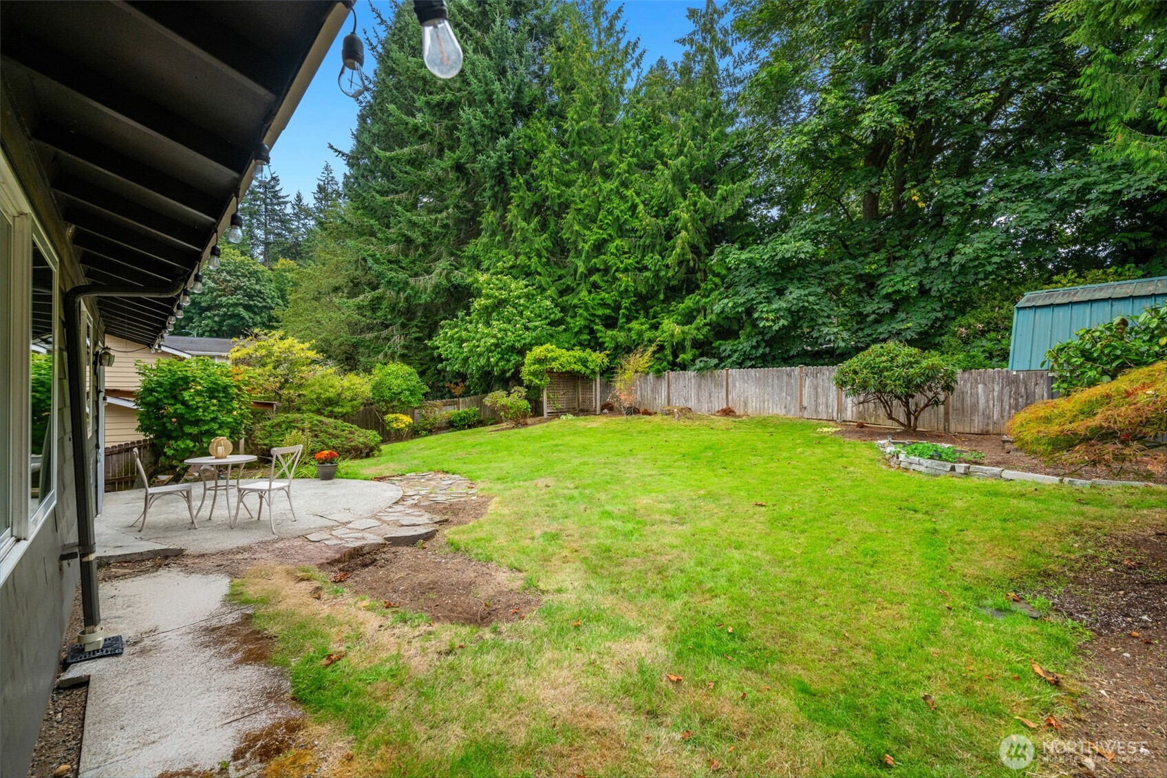 10518 231st Street Southwest Edmonds, WA 98020 - Photo 37 of 39 Gallery Image 37