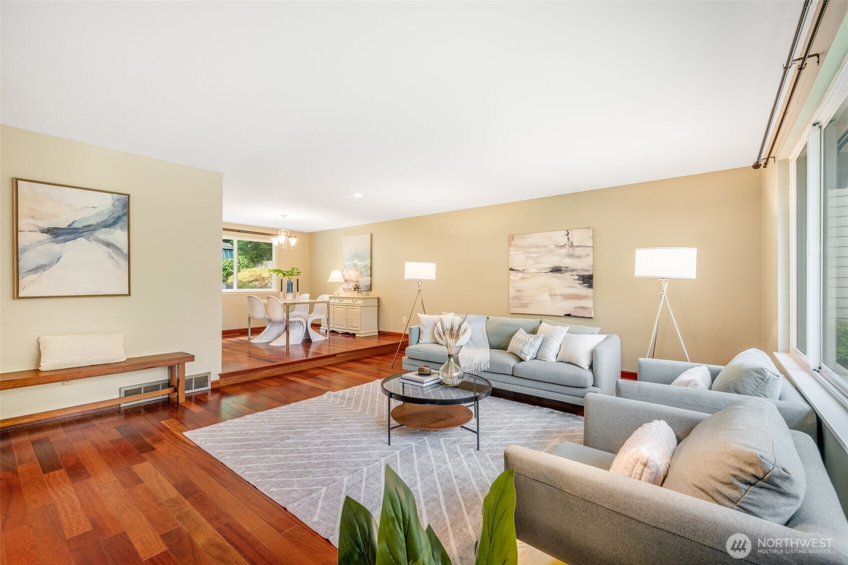 10518 231st Street Southwest Edmonds, WA 98020 - Photo 5 of 39 Gallery Image 5