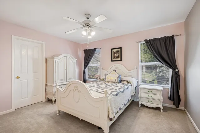 $469,900 | 1804 Redwood Lane, McHenry, IL 60051